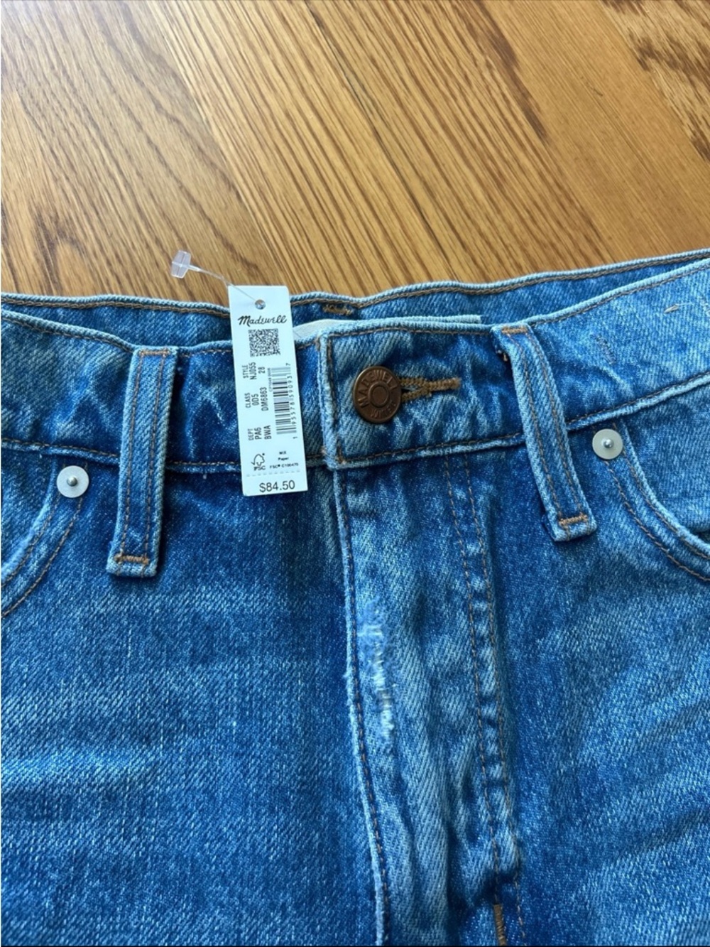 NWT Madewell relaxed mid length denim shorts size 28 - Picture 2 of 5